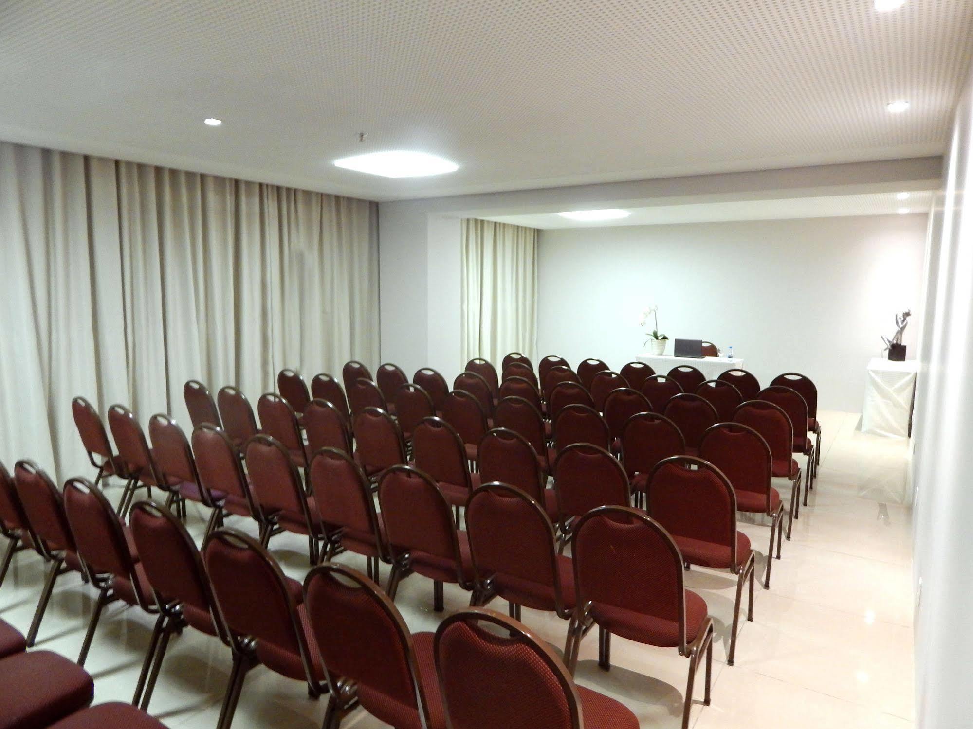 Hotel Beaga Convention Expominas By Mhb Belo Horizonte Eksteriør billede